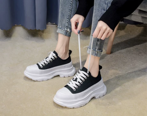 麦昆小白鞋2020新款帆布鞋松糕百搭厚底休...
