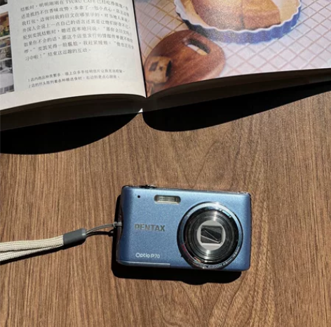 宾得p70 稀有淡蓝色 太太好看了 舍不得...