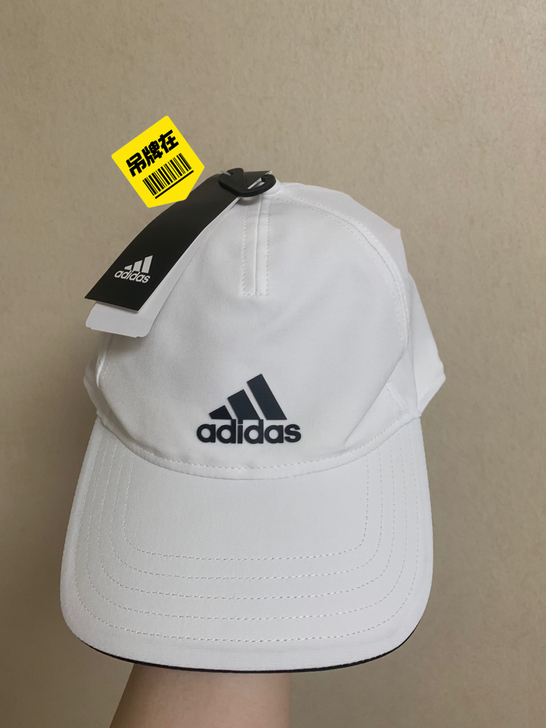 阿迪达斯鸭舌帽、全新、吊牌还在呢、一时冲动...
