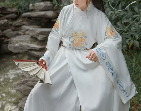 九曲阑珊原创墨麒麟宋制圆领袍绣花汉服男女同...