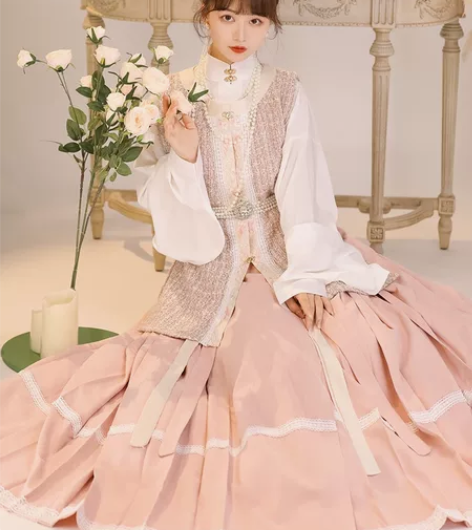 清梳原创汉服女花崎明制秋冬日常马甲，质量非...