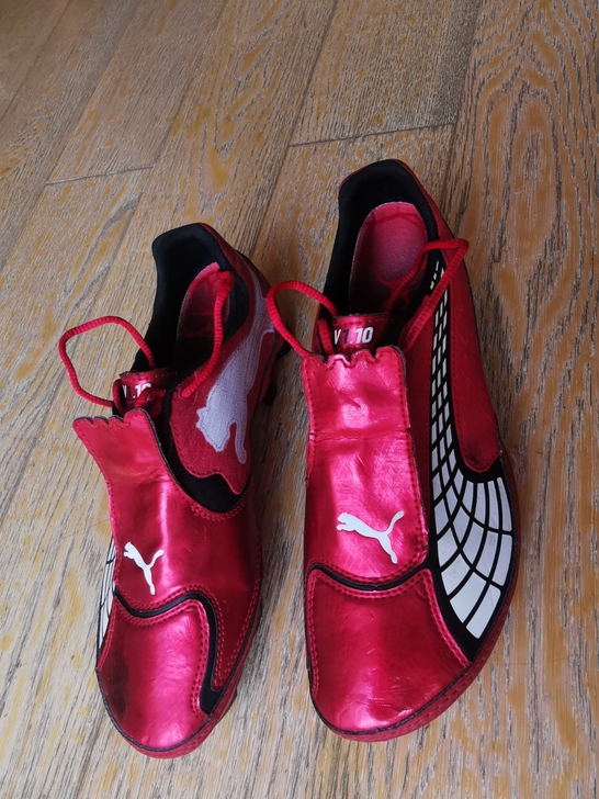 全新Puma顶级足球鞋V1.10 FG 3...