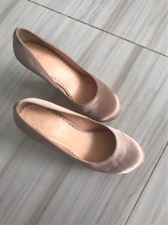 卓雅专柜正品卓雅裸粉色高跟鞋超级百搭，就穿...