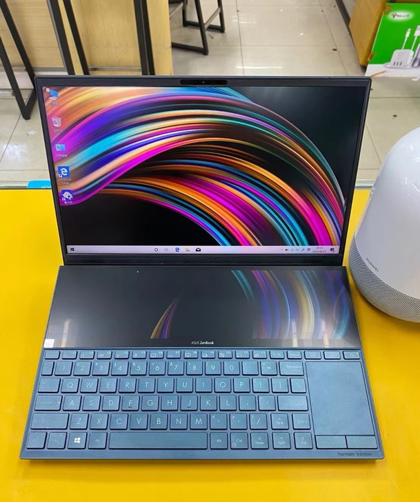 华硕灵耀X2 Duo 英特尔酷睿i7 双屏...