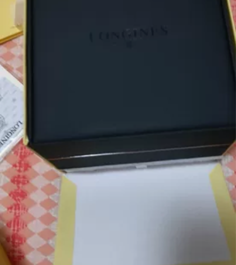 浪琴名匠，自动上链机械表，一天慢15秒左右...