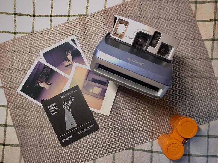 宝丽来 600系 polaroid one...
