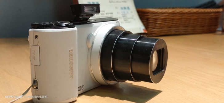 三星微单，18倍变焦，功能全好，除了触摸功...