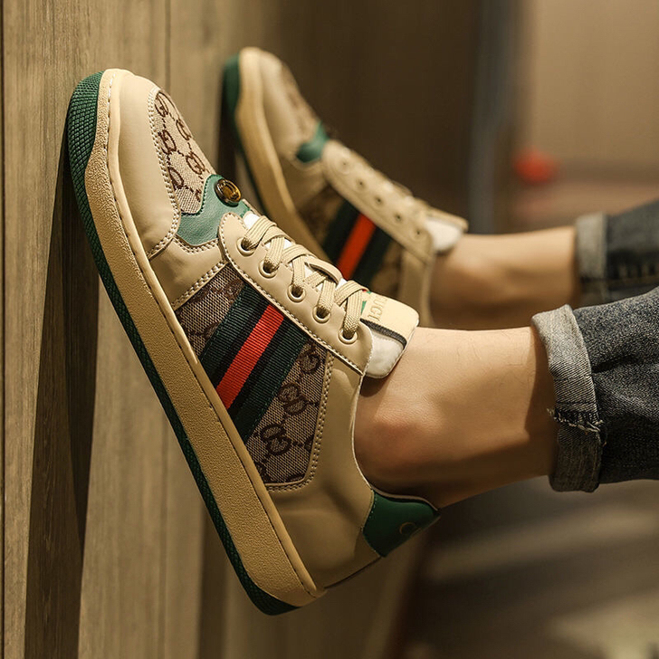 帆布鞋男鞋平底休闲板鞋百搭男士鞋子。全新！...