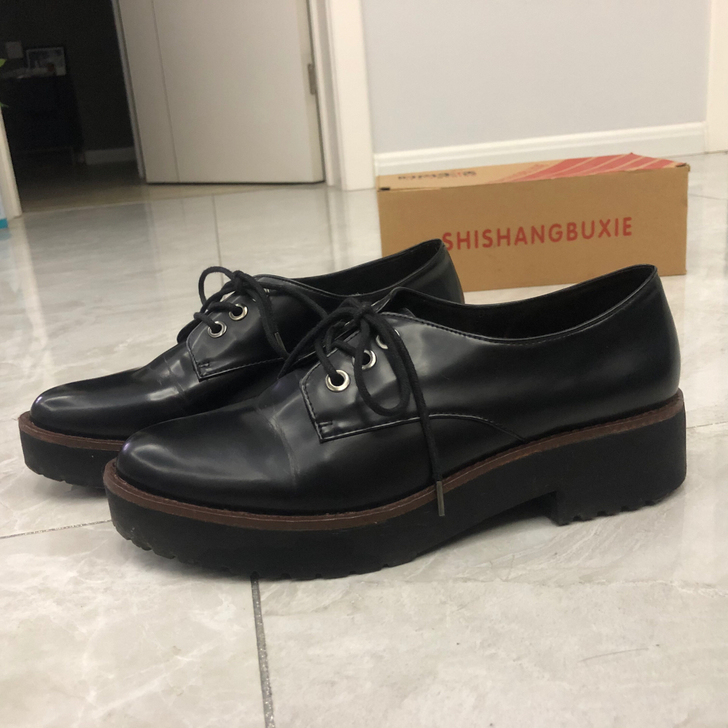 Bershka单鞋 40码 标准码 本人3...