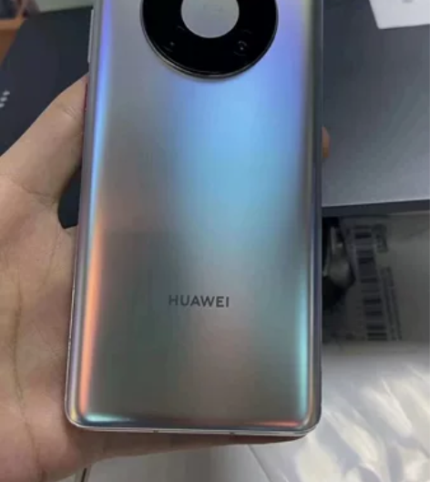 华为mate40E 5G 8+128 银色...