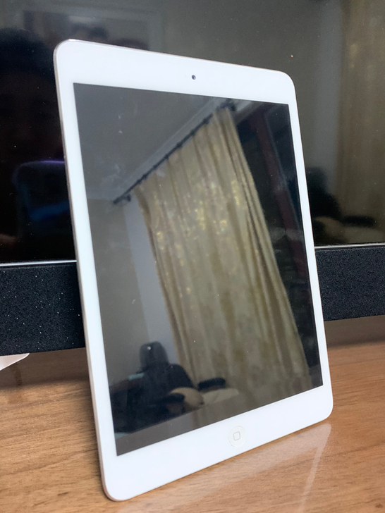 ipad mini1 国行银色，一直使用外...