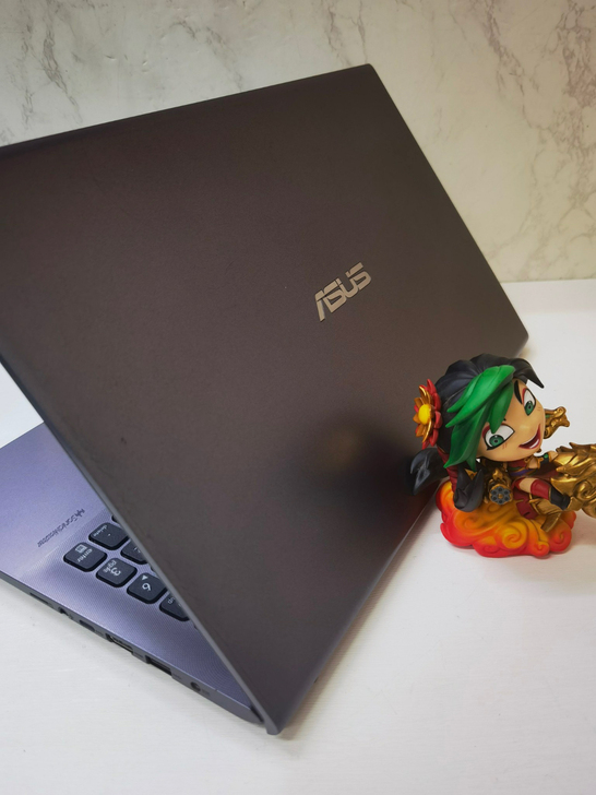 华硕y5100ub，i5-8250u处理器...
