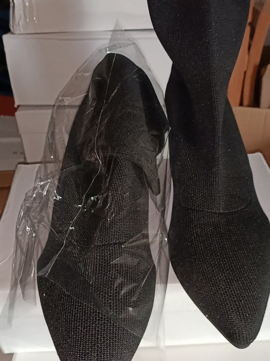 精品毛线靴黑色138_5，小高跟，40码一双