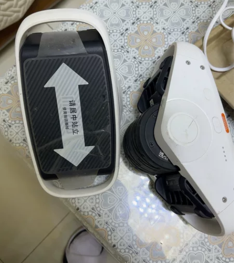 米家九号分离双轮电动轮滑溜冰鞋，别人送的玩...