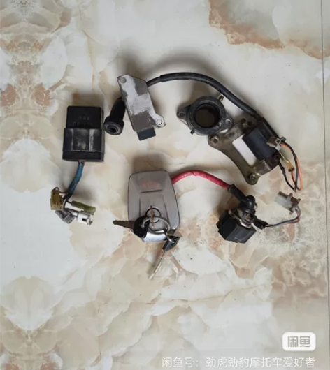 九五年雅马哈SR150劲虎摩托车拆车件,质...