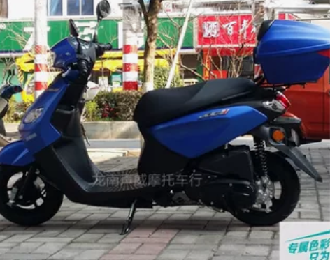 摩托车尾箱 雅马哈福禧，巧格，  轻微使用...