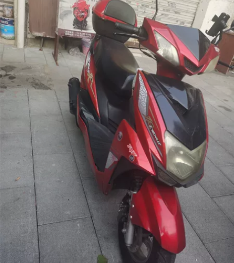 二手踏板摩托 感兴趣的话点“我想要”和我私...