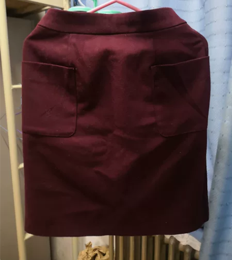 女冬季半裙，毛料的，有要的联系。 感兴趣的话点“我想要”和我...