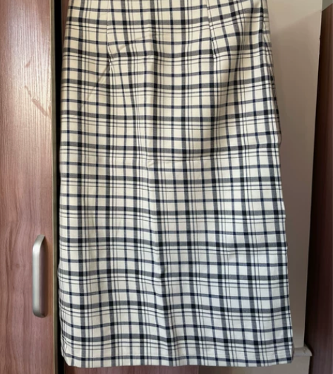 全新格子半身裙，我太喜欢买了，一次未穿过，...