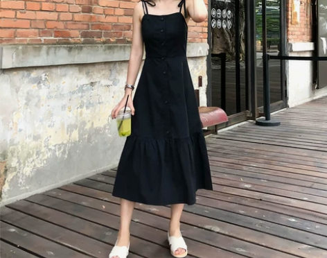 [转卖]吊带连衣裙女夏温柔风2018新款韩...