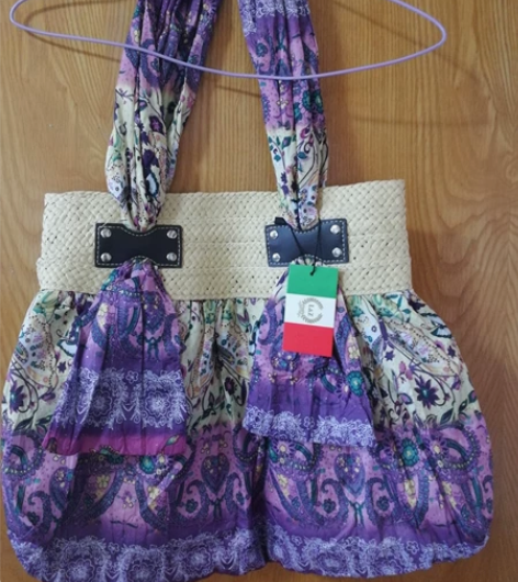 全新，单肩大布包，材质柔软亲肤，所见如图，...