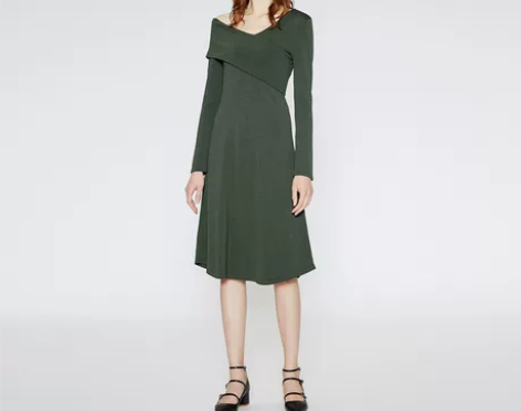 MECITY女装长袖针织小心机露肩修身连衣...