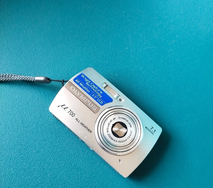 奥林巴斯u700