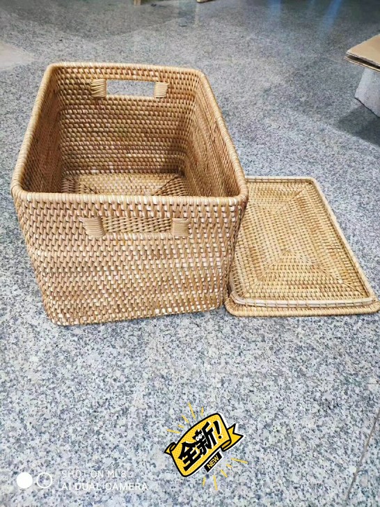 越南手工藤条工艺品百纳箱