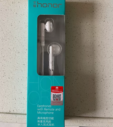 荣耀3.5口耳机，全新 感兴趣的话点“我想...