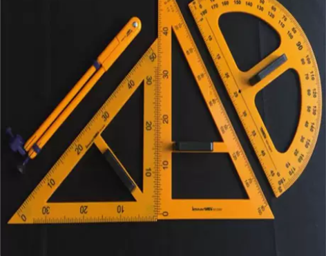 教学用磁性三角板圆规一套 限自提。 地址：...