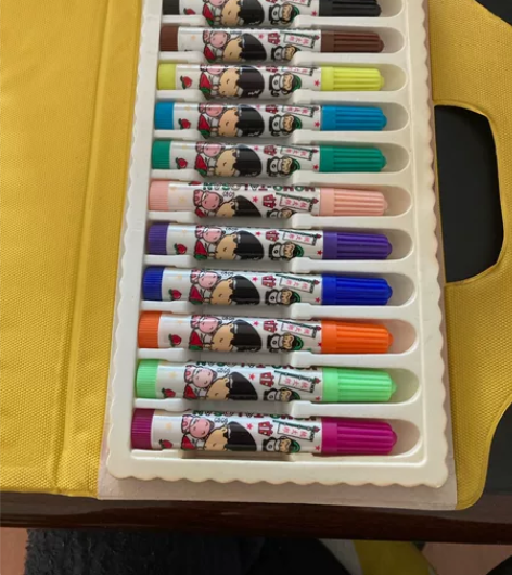 桃太郎12色彩色笔，其中有的不怎么出水了，...