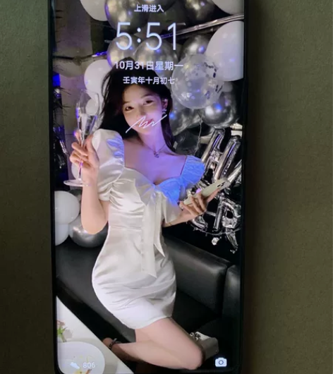 荣耀x40，8+256，准新机，才激活2周...