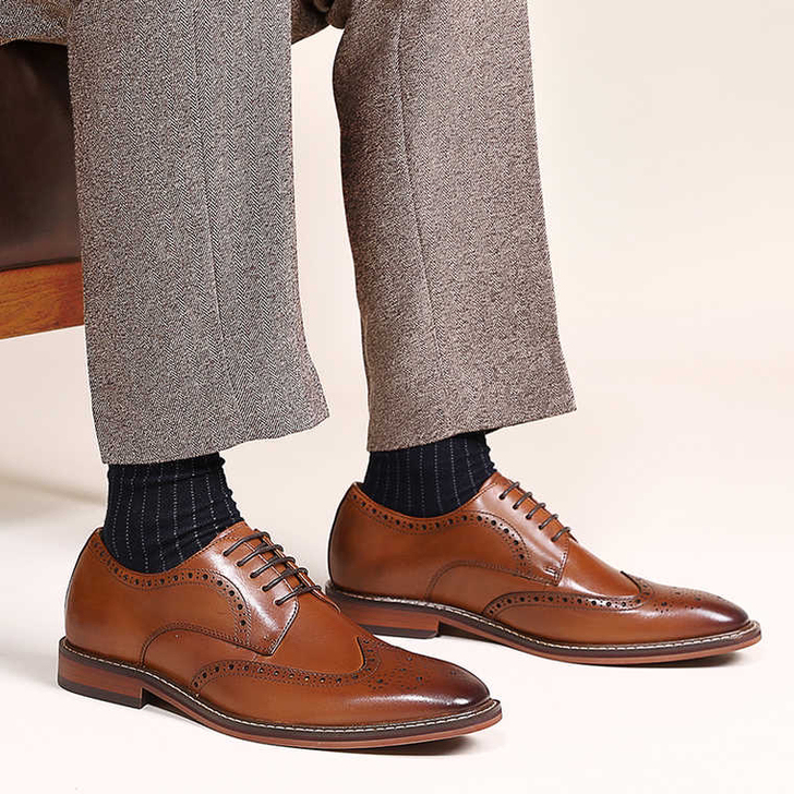 德赛布洛克雕花正装男鞋商务英伦真皮皮鞋内增...