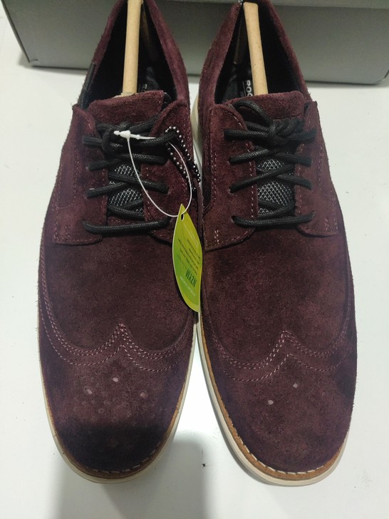 rockport 41码雕花布洛克休闲翻毛...