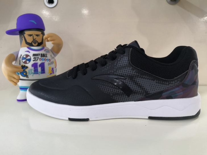 安踏板鞋男鞋皮面运动鞋