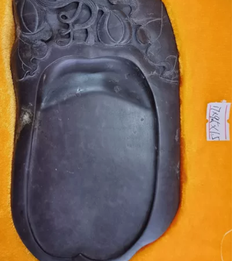 端砚上三坑之麻子坑小品,全新未使用,瓜果砚...
