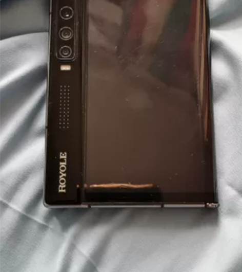 柔宇二代折叠屏手机，功能正常，折叠处有个黑...