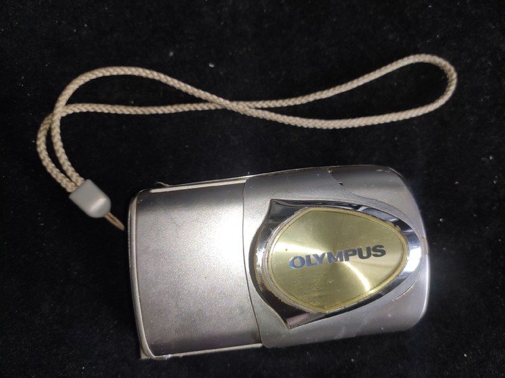 奥利巴斯n438数码相机！！！成色如图！！...