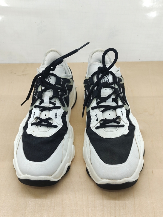 安踏43码  实拍无滤镜  收货如图