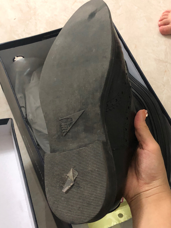 黑色布洛克皮鞋，结果穿一次，40码，