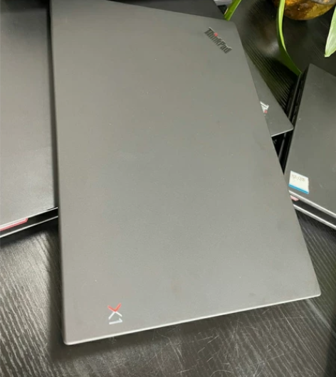 转  上市价格1.3万元  联想Think...