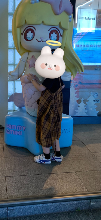 经典款鬼冢虎童鞋,没洗过没擦过,成色不错,...