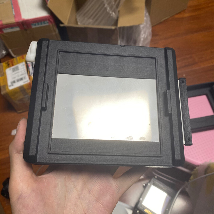 跑焦熊｜玛米亚新闻机universal宽幅...