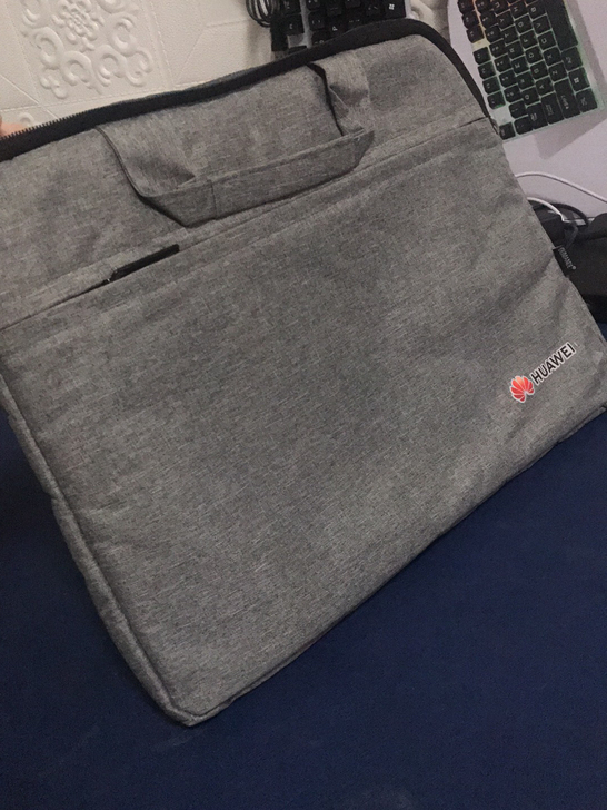手提电脑包，偏远地区不包邮