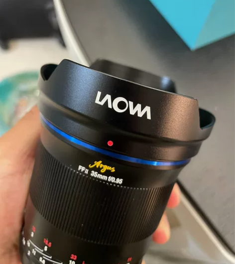 老蛙 35mm F0.95全画幅大光圈人像...