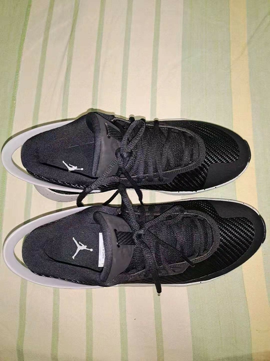 乔丹运动鞋，正品，38.5码，几乎新的，图...