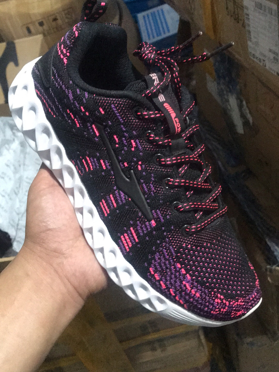 鸿星尔克女全能型综训鞋38码