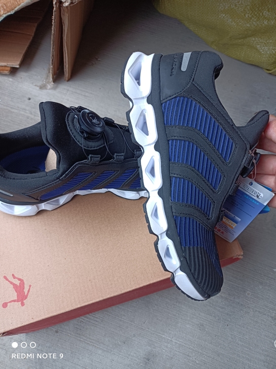 正品全新乔丹女跑步鞋，断码处理只有37码，...