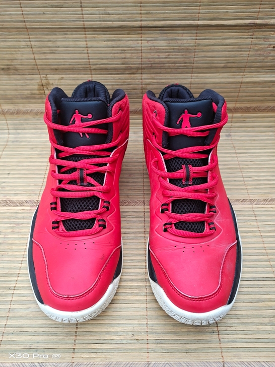 乔丹 41码 篮球鞋