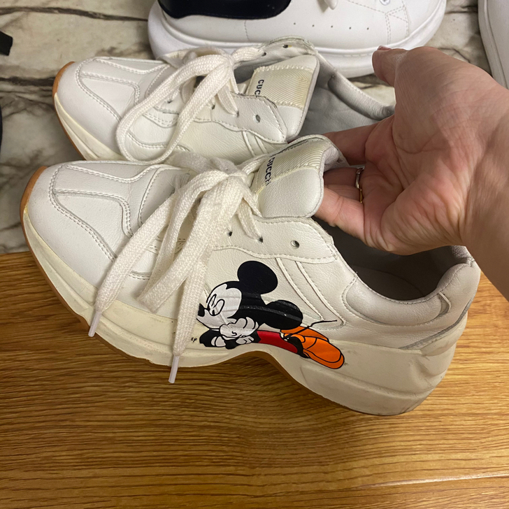 运动鞋皮的 36码的实体店450购入质量非...